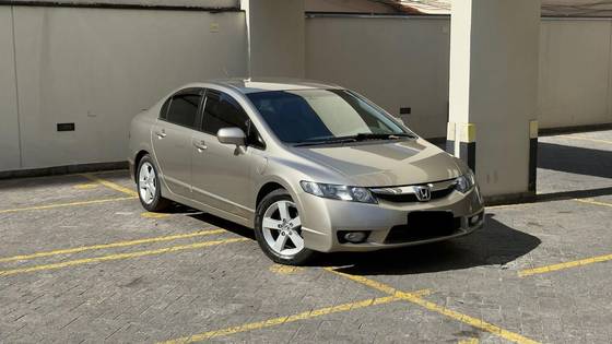 HONDA CIVIC 1.8 LXS 16V FLEX 4P MANUAL HONDA CIVIC 1.8 LXS 16V FLEX 4P MANUAL